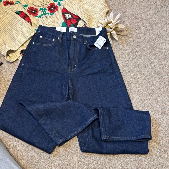 🆕Bnwt Miro Relaxed Wide Leg Jeans 
Citizens of Humanity
$268 - Picture 8 of 9